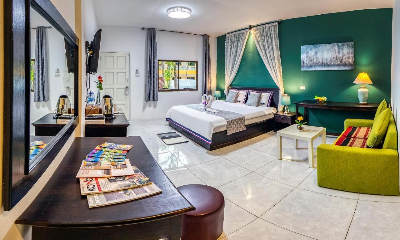 Coconut Resort Hotel Patong Екстер'єр фото