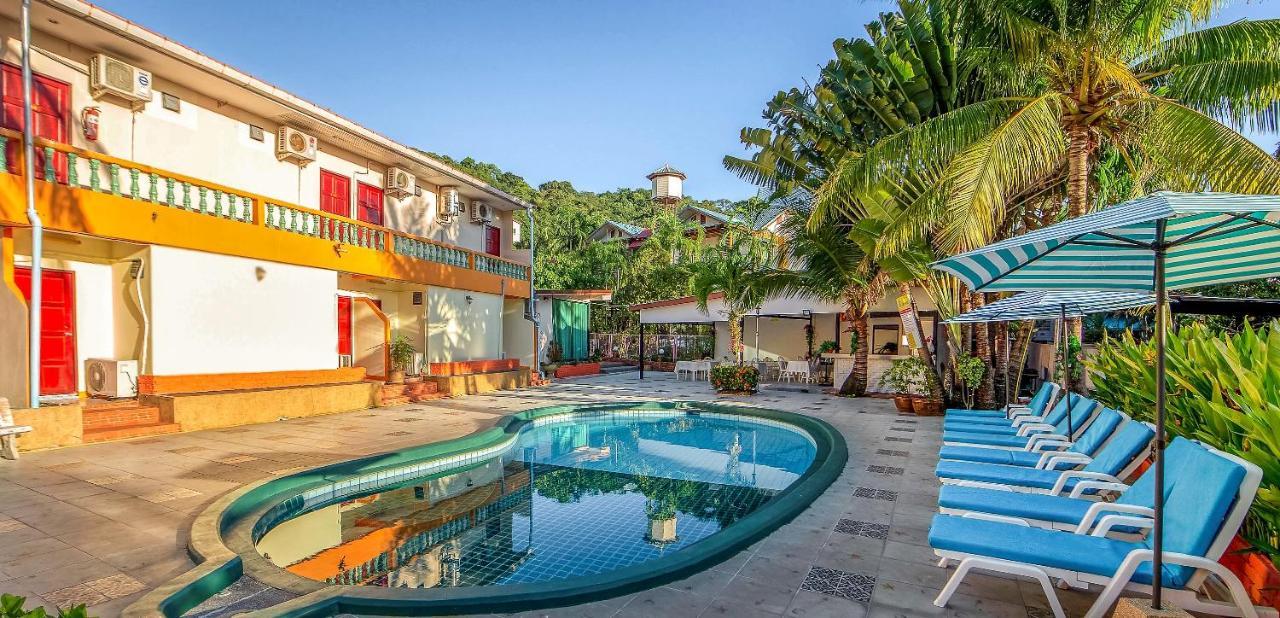 Coconut Resort Hotel Patong Екстер'єр фото